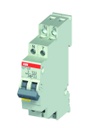 ABB System pro M compact E210 serie. Railschakelaar 2-polig 16A + lamp (1 mod) grijs, vergrendelbaar, schroefaansluiting, IP20.